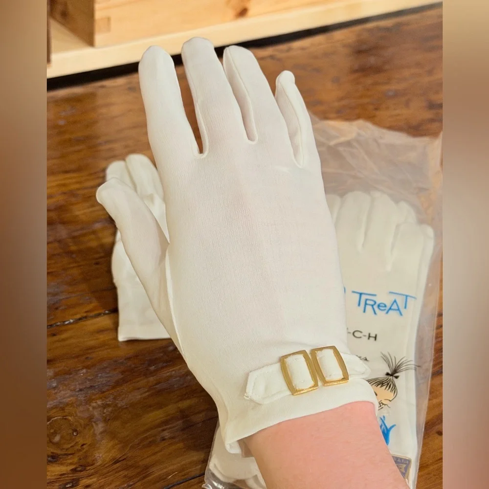 Vintage White Gloves In Original Bag (set of 2)